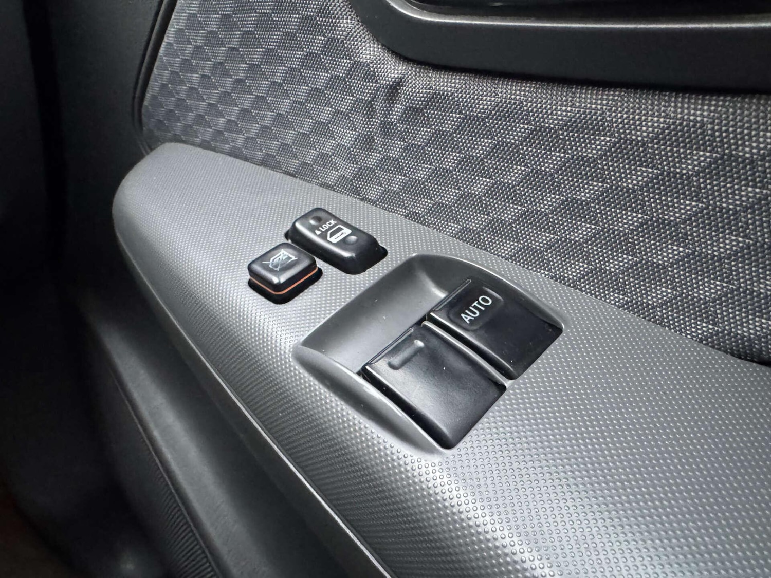 Used Toyota Hilux 2012 for sale - 77457958: Photo 23