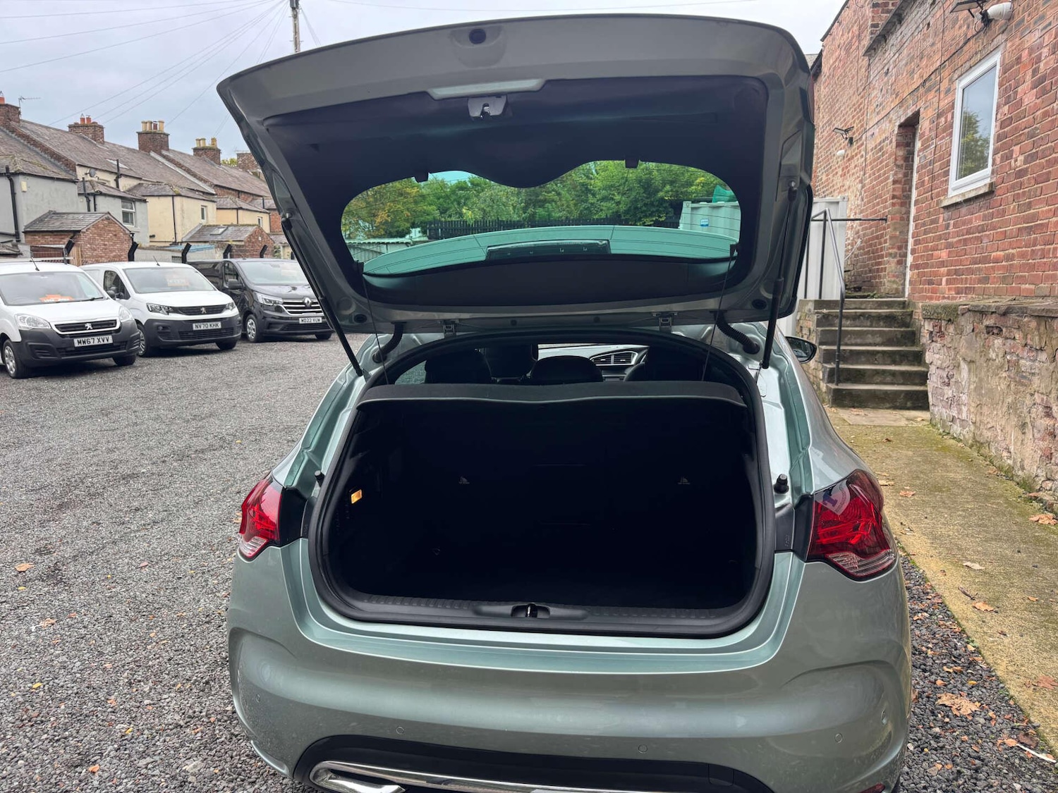 Used Citroen DS4 2011 for sale - 76154570: Photo 9