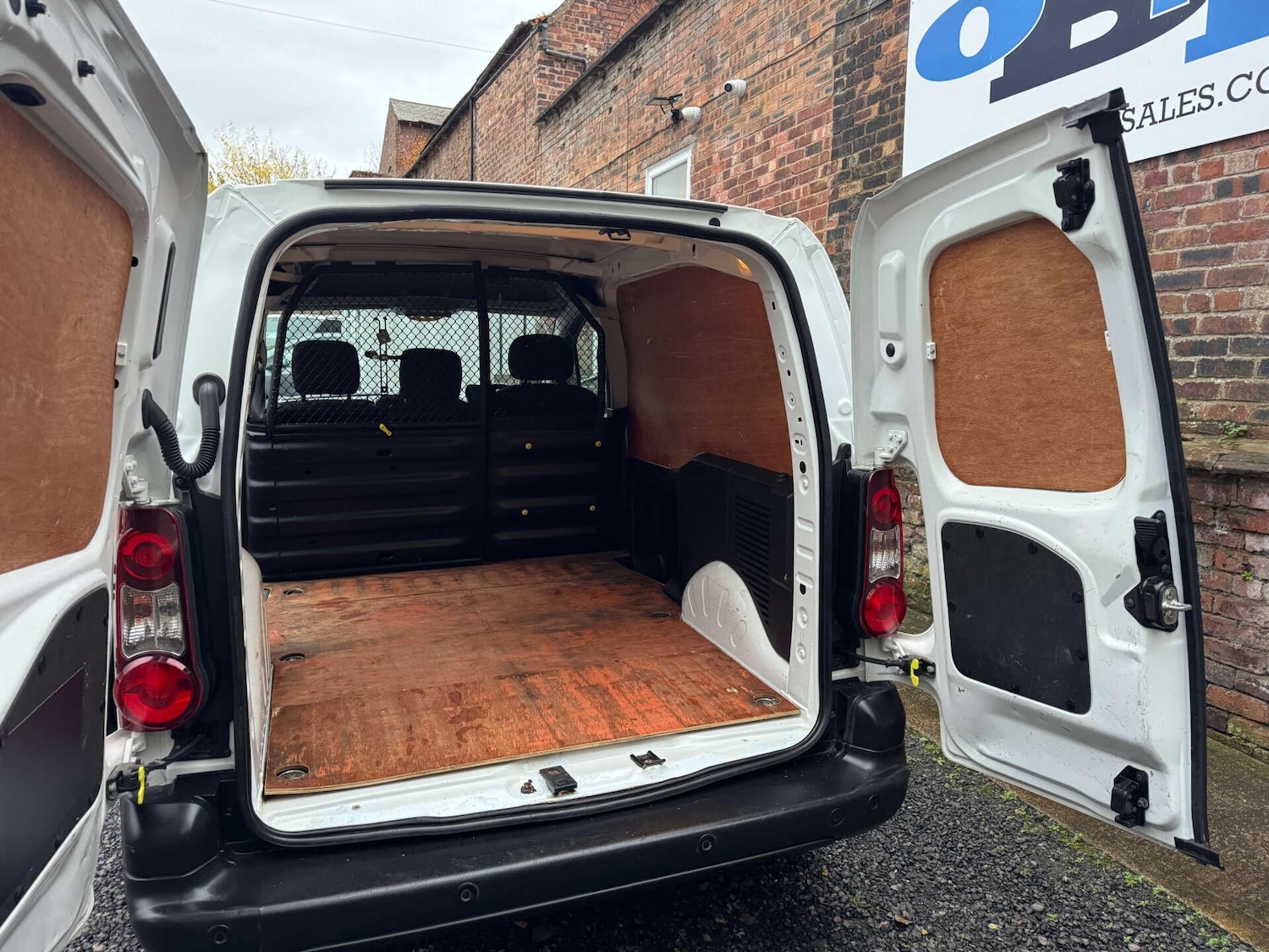 Used Peugeot Partner 2018 for sale - 76474797: Photo 10