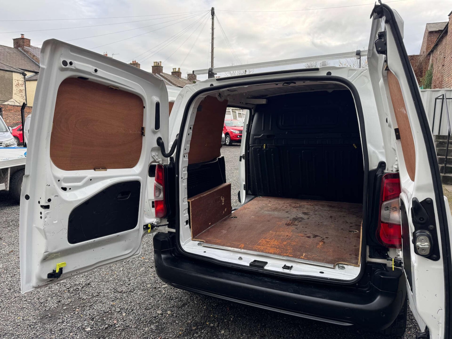 Used Peugeot Partner 2019 for sale - 76586780: Photo 17