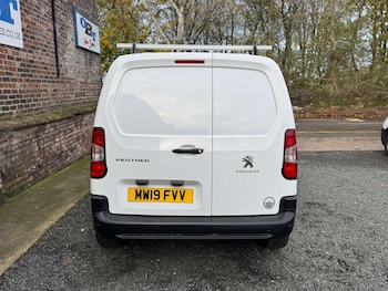 Used Peugeot Partner 2019 for sale - 76586780: Photo