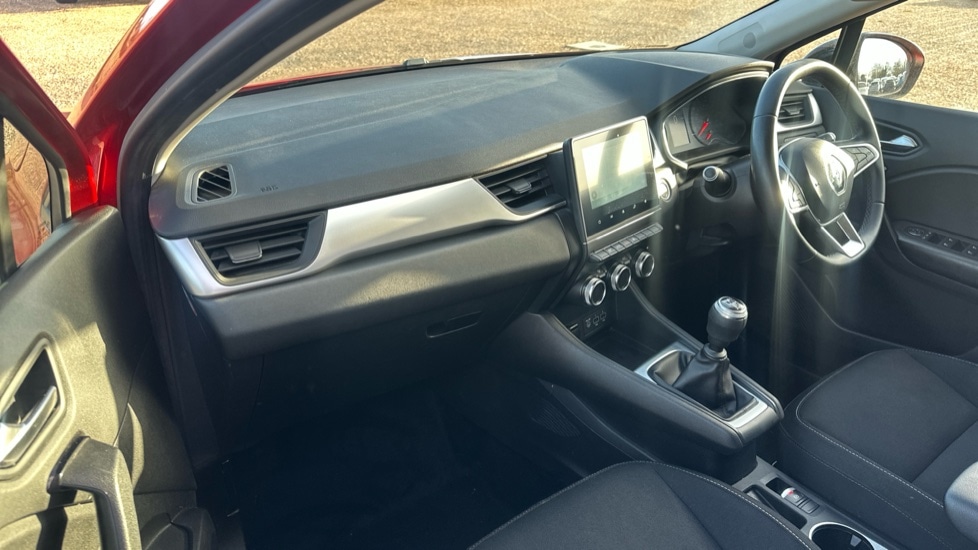 Used Renault Captur 2021 for sale - 76874925: Photo 10