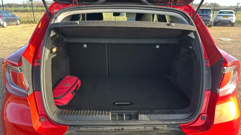 Used Renault Captur 2021 for sale - 76874925: Photo 15