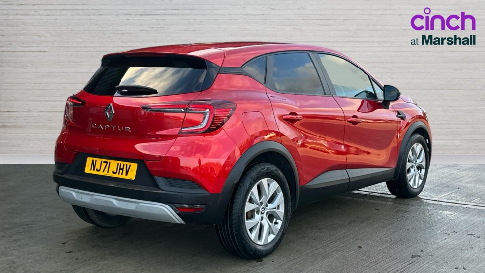 Used Renault Captur 2021 for sale - 76874925: Photo 3