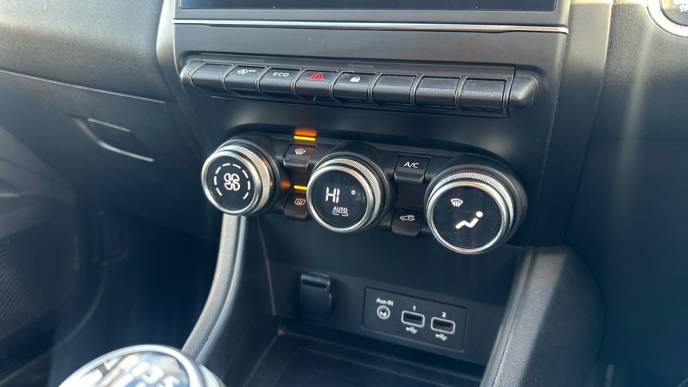 Used Renault Captur 2021 for sale - 76874925: Photo 33