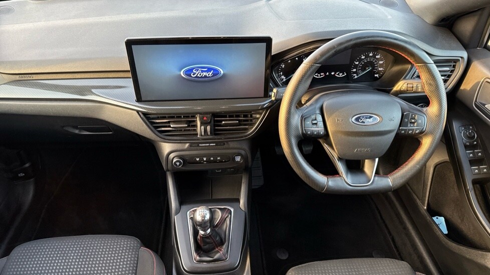 Used Ford Focus 2023 for sale - 76008098: Photo 11