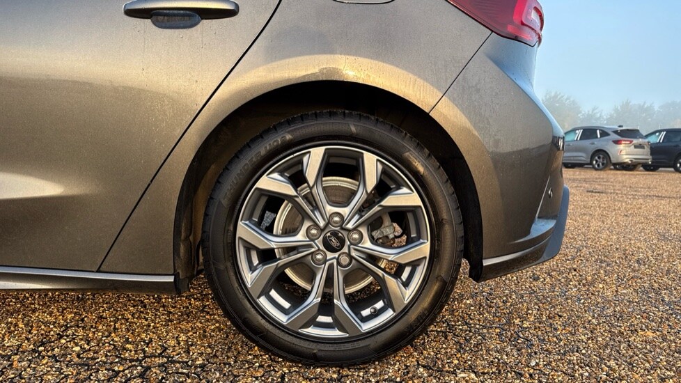 Used Ford Focus 2023 for sale - 76008098: Photo 18