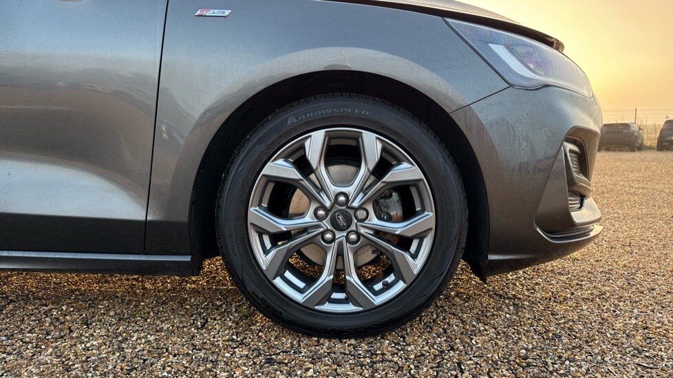 Used Ford Focus 2023 for sale - 76008098: Photo 20