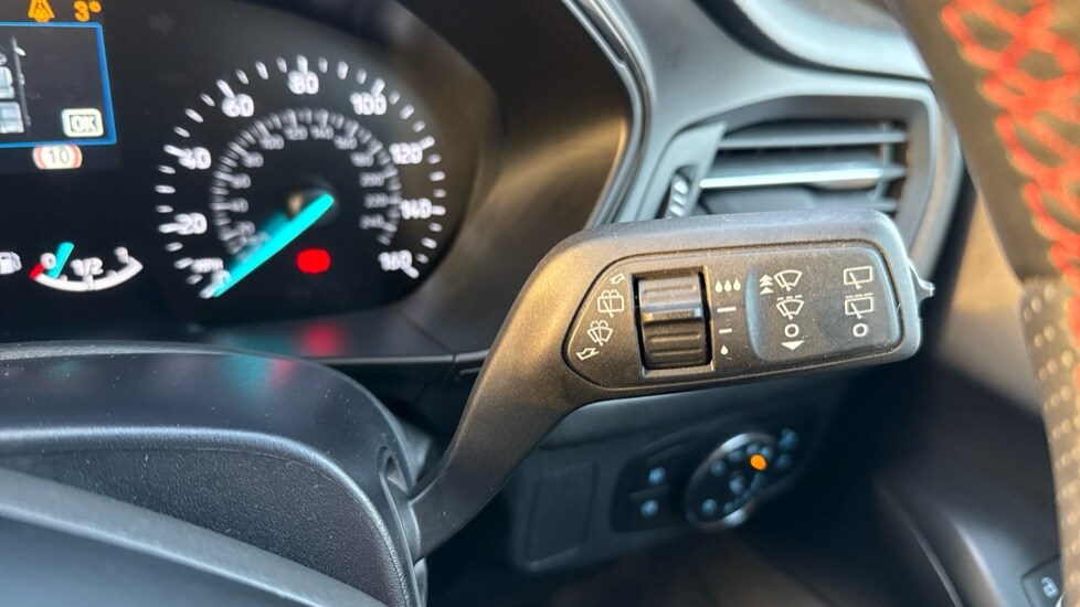 Used Ford Focus 2023 for sale - 76008098: Photo 26