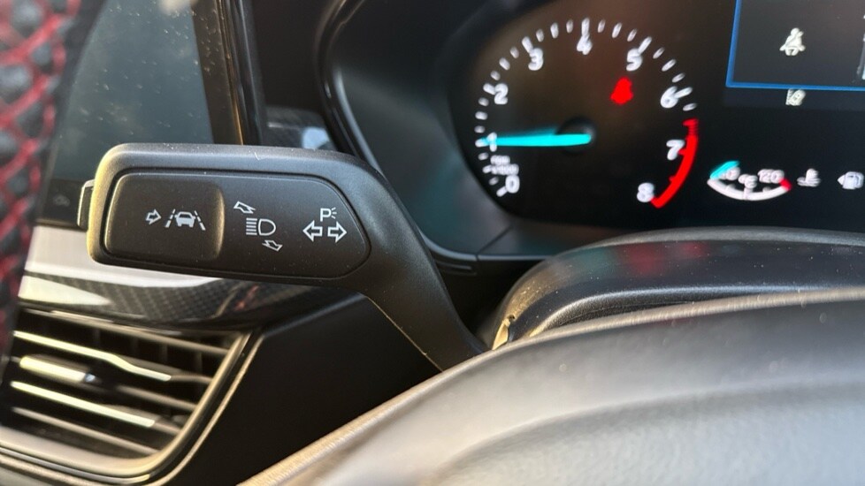 Used Ford Focus 2023 for sale - 76008098: Photo 27