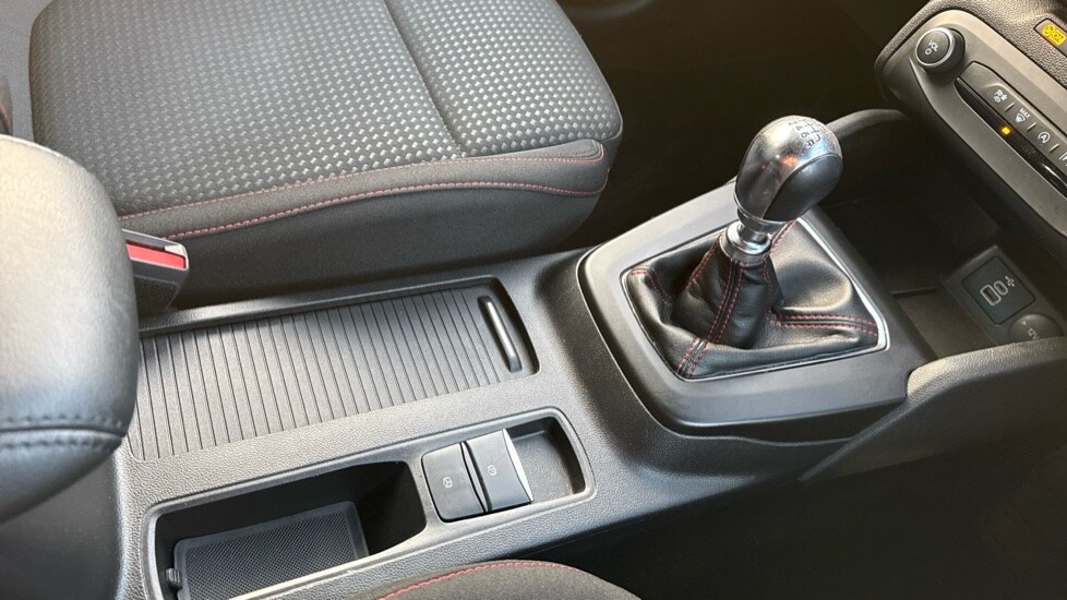 Used Ford Focus 2023 for sale - 76008098: Photo 29