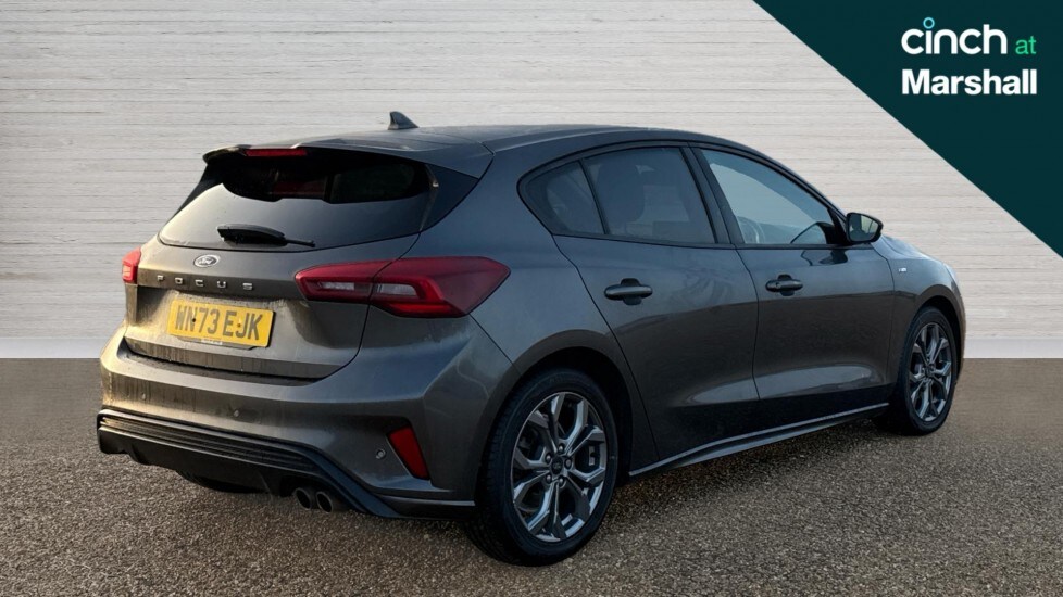 Used Ford Focus 2023 for sale - 76008098: Photo 3