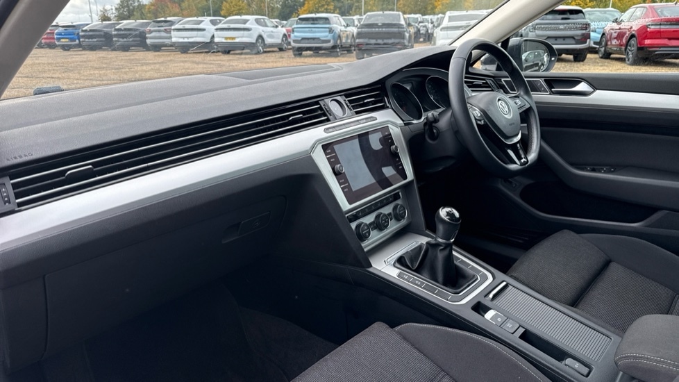 Used Volkswagen Passat 2018 for sale - 76372996: Photo 10