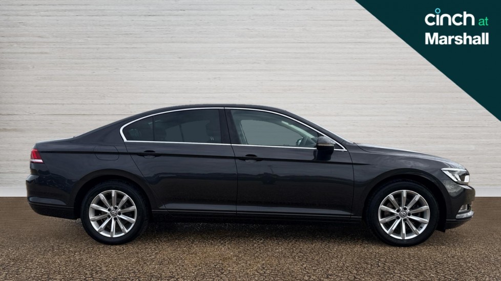 Used Volkswagen Passat 2018 for sale - 76372996: Photo 2
