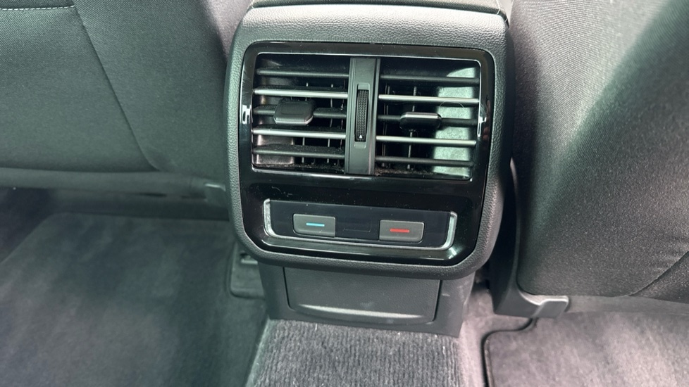 Used Volkswagen Passat 2018 for sale - 76372996: Photo 33