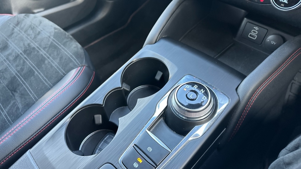 Used Ford Kuga 2024 for sale - 76873596: Photo 26