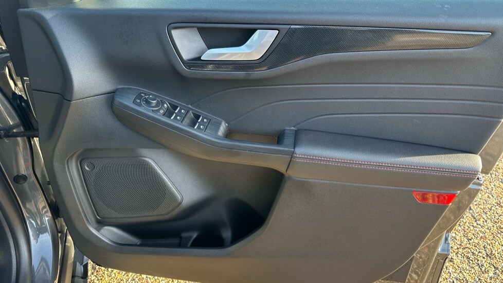 Used Ford Kuga 2024 for sale - 76873596: Photo 29