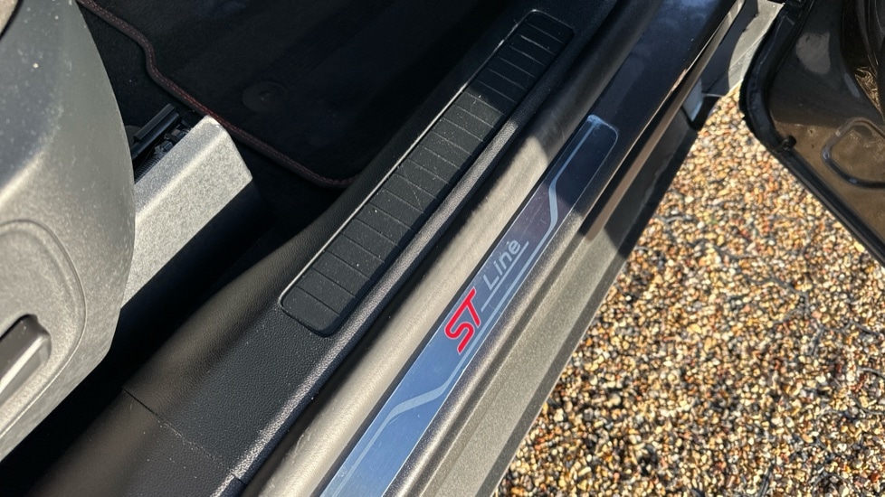 Used Ford Kuga 2024 for sale - 76873596: Photo 36