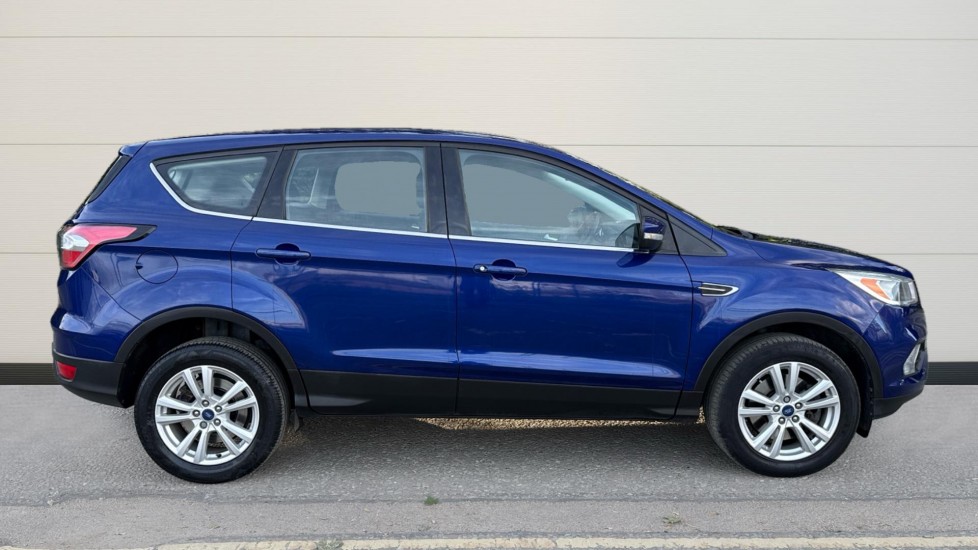 Used Ford Kuga 2017 for sale - 76112226: Photo 2