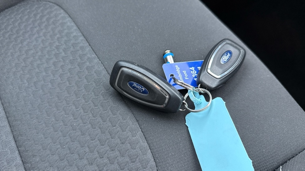 Used Ford Kuga 2017 for sale - 76112226: Photo 36