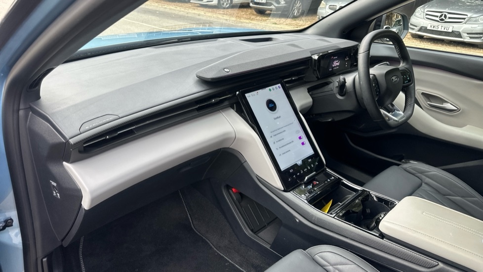 Used Ford Explorer 2024 for sale - 76868861: Photo 10