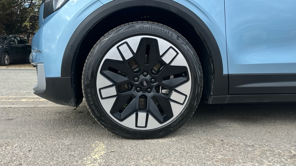 Used Ford Explorer 2024 for sale - 76868861: Photo 17