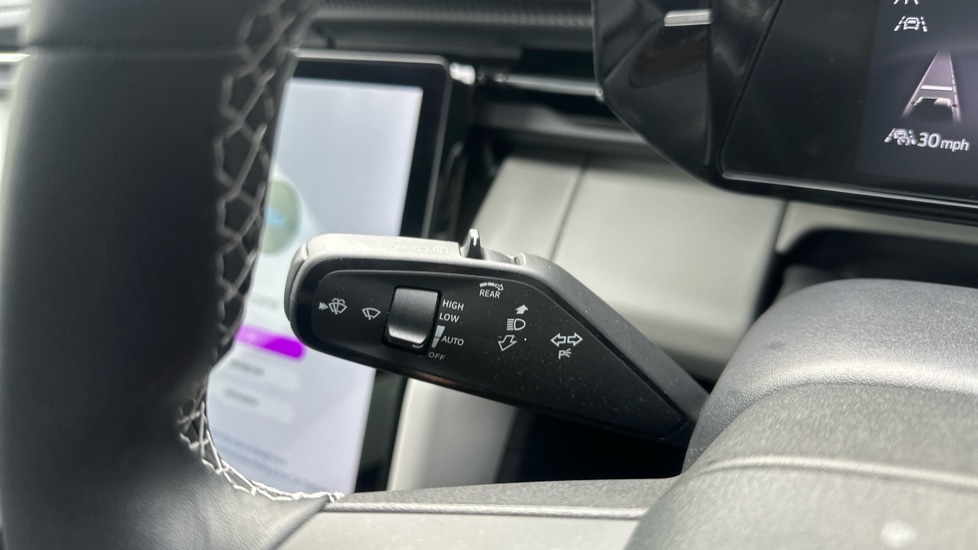 Used Ford Explorer 2024 for sale - 76868861: Photo 24