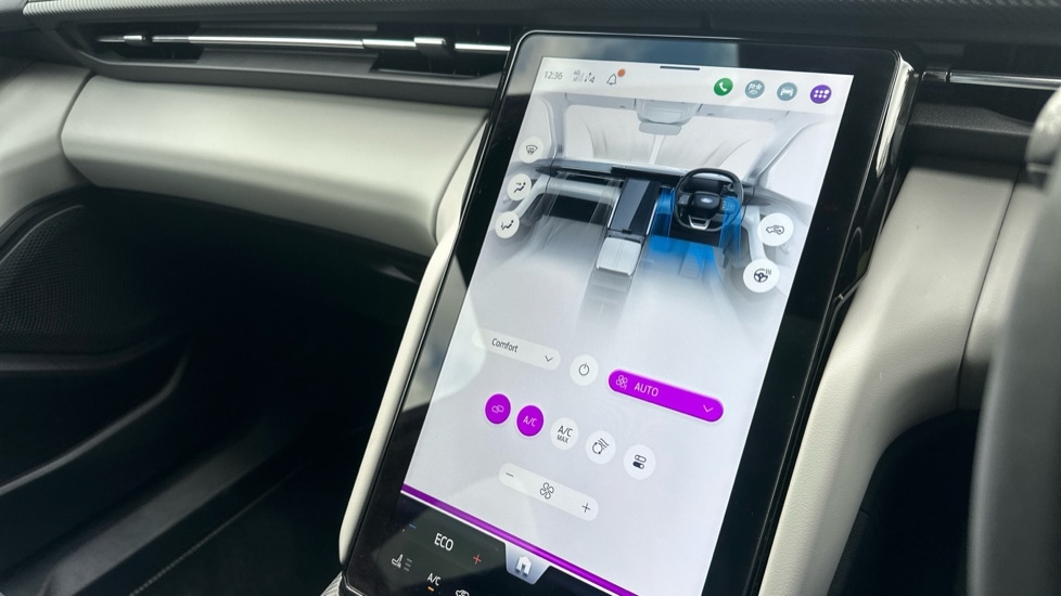 Used Ford Explorer 2024 for sale - 76868861: Photo 28