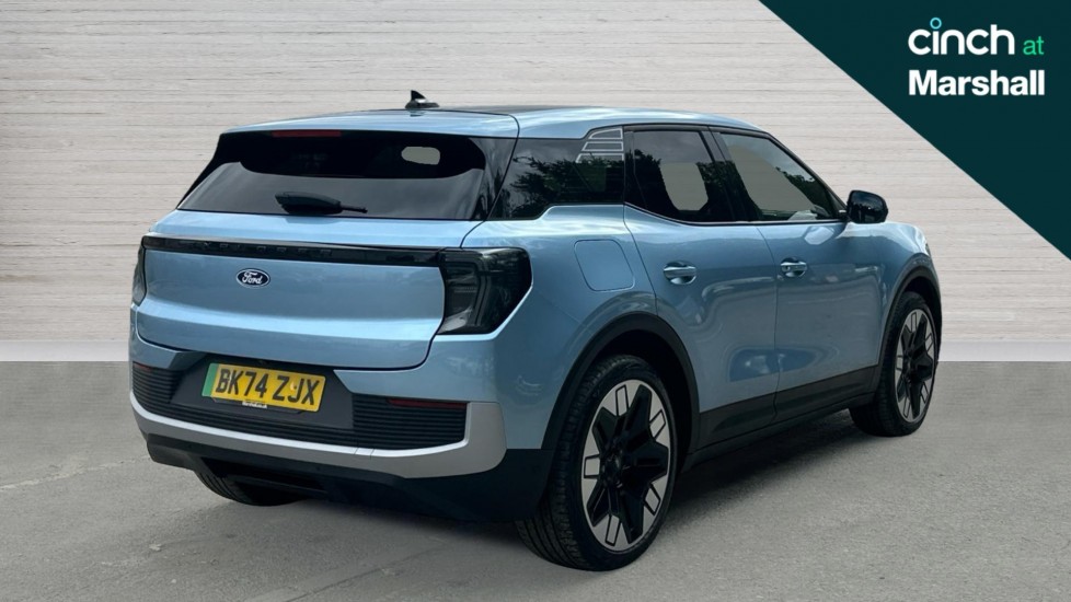 Used Ford Explorer 2024 for sale - 76868861: Photo 3