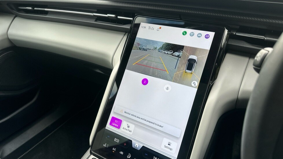 Used Ford Explorer 2024 for sale - 76868861: Photo 30