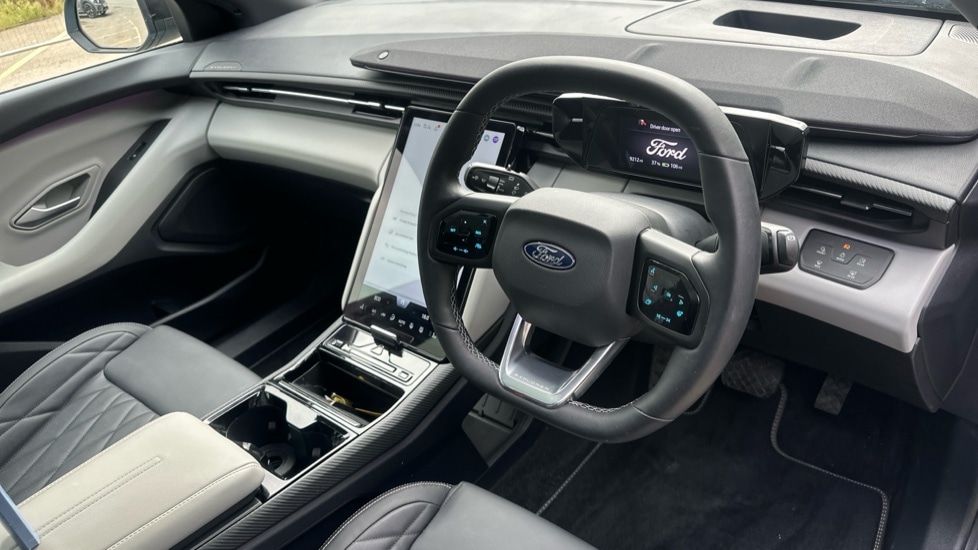 Used Ford Explorer 2024 for sale - 76868861: Photo 9