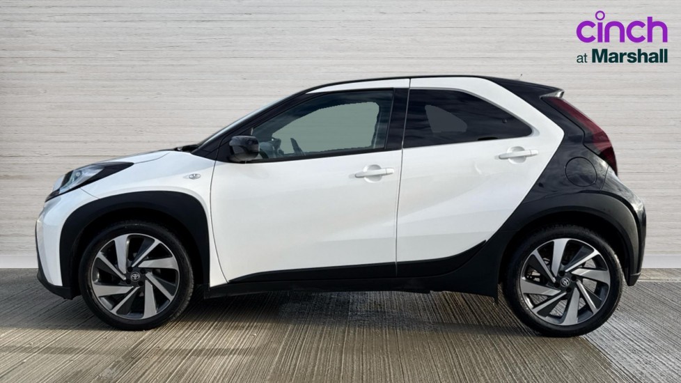 Used Toyota Aygo X 2023 for sale - 76874281: Photo 6