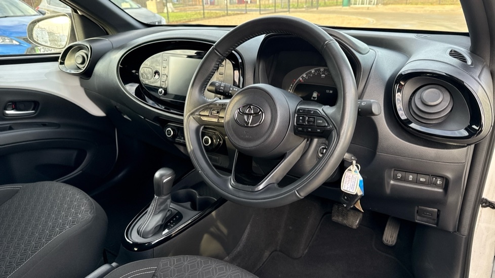 Used Toyota Aygo X 2023 for sale - 76874281: Photo 9