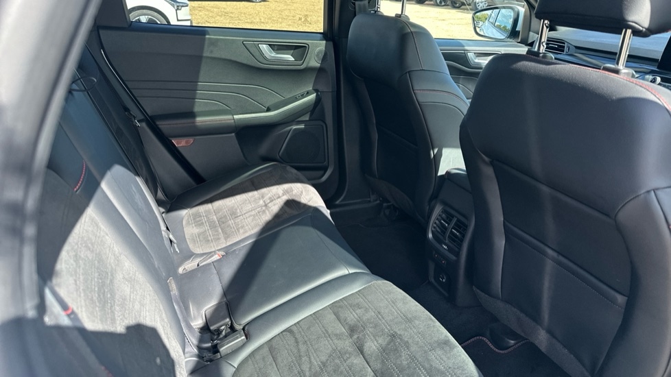 Used Ford Kuga 2022 for sale - 76870476: Photo 14