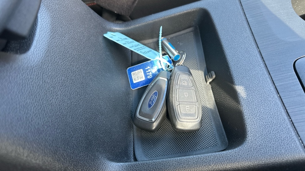 Used Ford Kuga 2022 for sale - 76870476: Photo 40