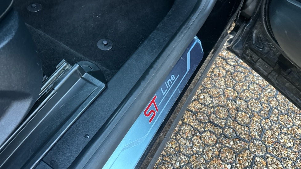 Used Ford Puma 2024 for sale - 76872330: Photo 33