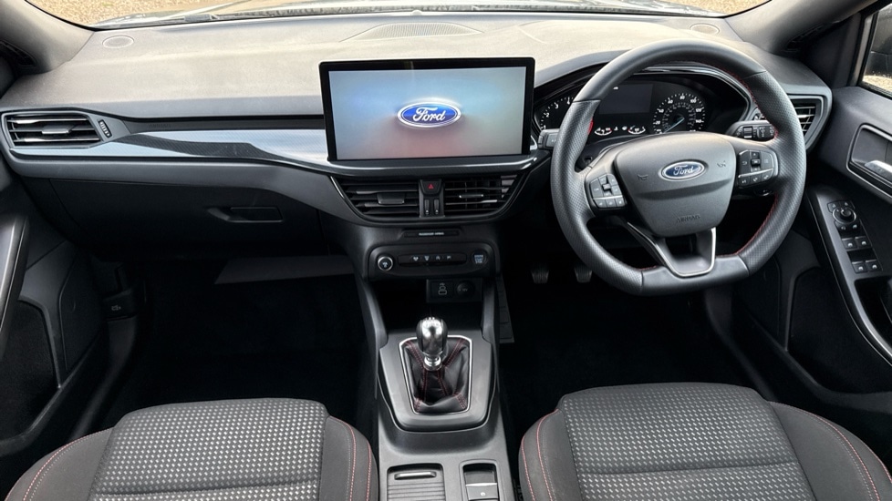 Used Ford Focus 2023 for sale - 76872441: Photo 11