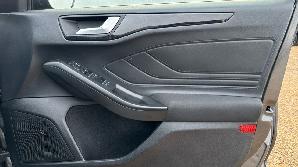 Used Ford Focus 2023 for sale - 76872441: Photo 28