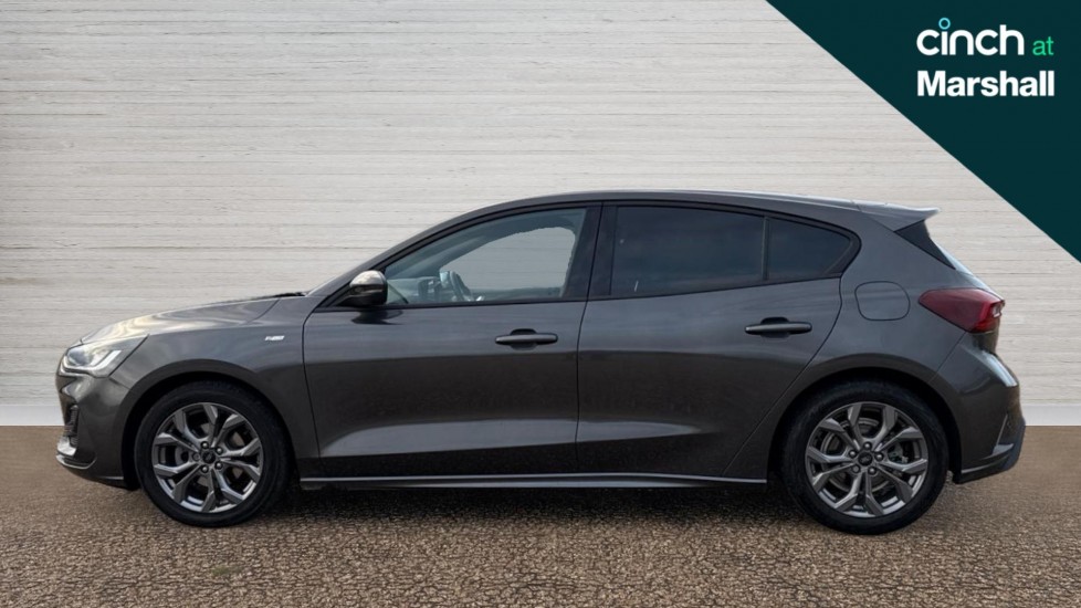 Used Ford Focus 2023 for sale - 76872441: Photo 6