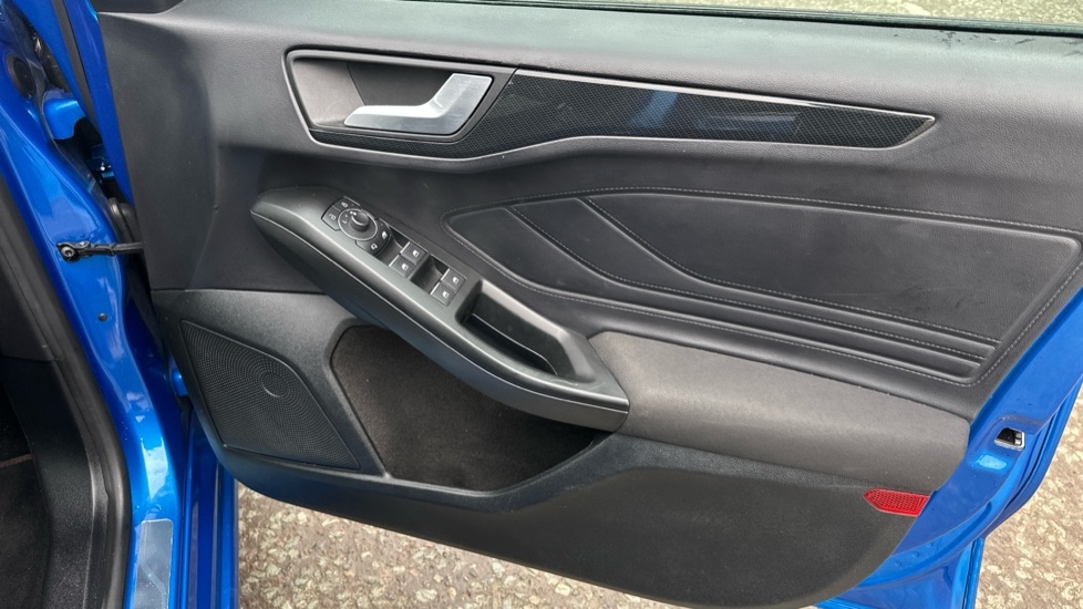 Used Ford Focus 2023 for sale - 76074533: Photo 29