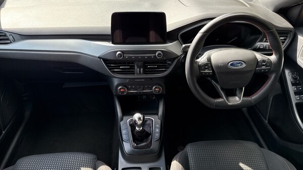 Used Ford Focus 2022 for sale - 75675322: Photo 11