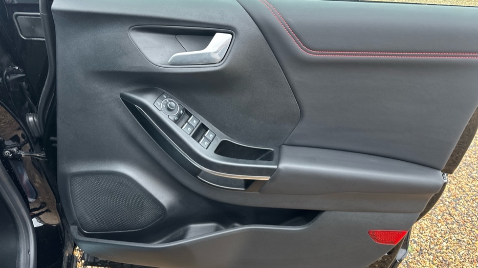 Used Ford Puma 2023 for sale - 76856359: Photo 29