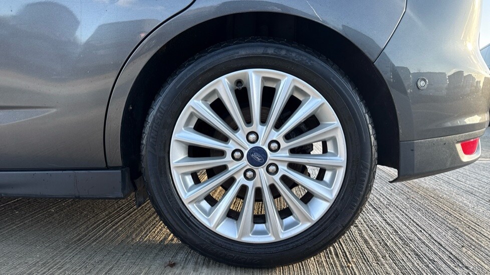 Used Ford C-Max 2016 for sale - 76954295: Photo 18