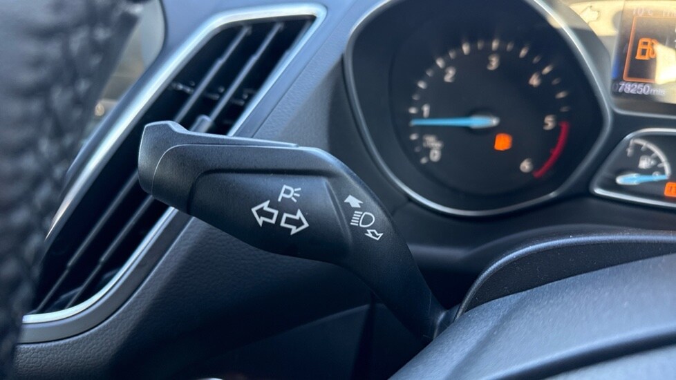 Used Ford C-Max 2016 for sale - 76954295: Photo 24