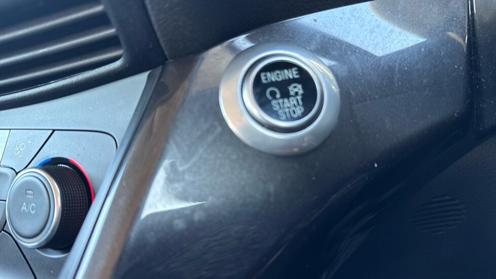 Used Ford C-Max 2016 for sale - 76954295: Photo 38