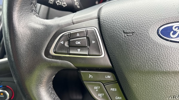 Used Ford Focus 2017 for sale - 76273009: Photo 23
