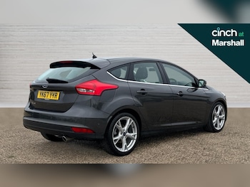 Used Ford Focus 2017 for sale - 76273009: Photo 3