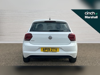 Used Volkswagen Polo 2019 for sale - 76652499: Photo