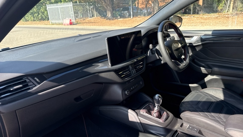 Used Ford Focus 2022 for sale - 76007941: Photo 10