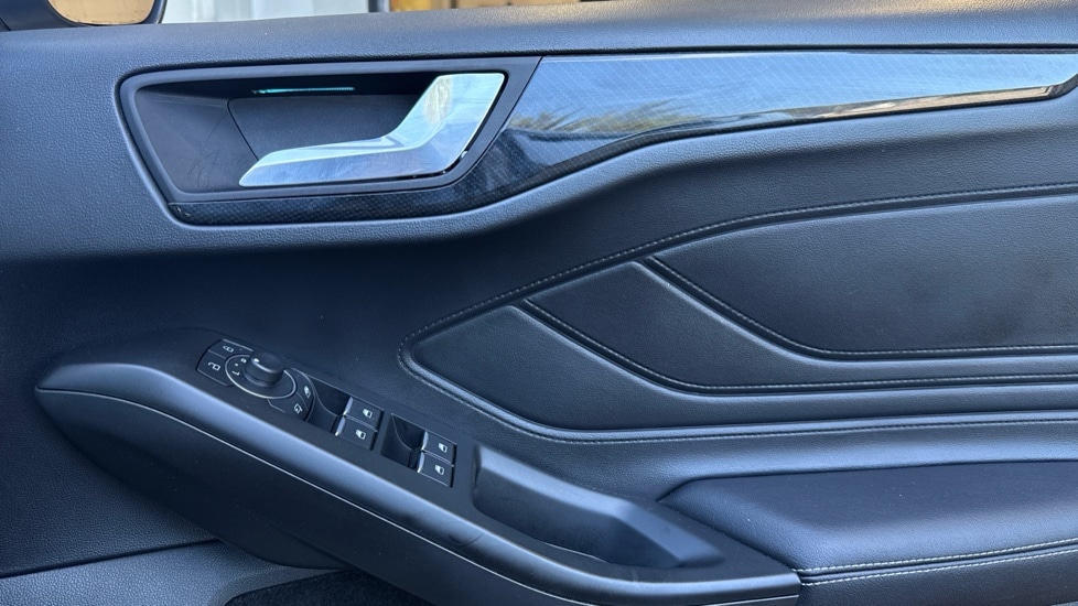 Used Ford Focus 2022 for sale - 76007941: Photo 28